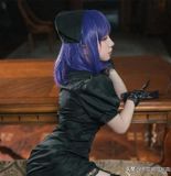 ������Ů����ڽ��~��ʿ�����Ըк�ɫ��ʿװ�����������ջ�д��