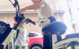 九五后宝妈在东莞带孩子上班,一年没加过班,老公做了青椒炒饭
