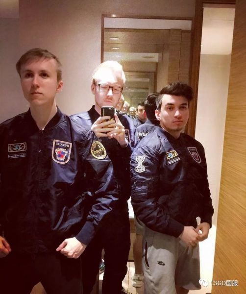 ����Цͼ�������ж���һ���������������?(��2019��11��27�ո���)w14.jpg