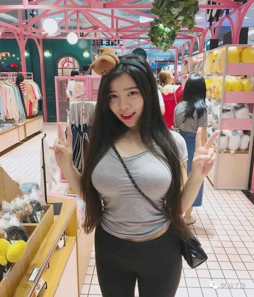 ��Ц����:�����������,Ϊ����Ů�����Ҹ�,��һ��Ҫ��õ����.w2.jpg