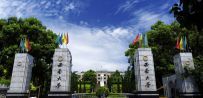 ���ϴ�ѧһ����Ա���������飬ŭ��ѧ��������Լ��������� ...