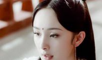 �й���Ư����6��Ů���ǣ�����ӱֻ�ŵڶ�����һ��������