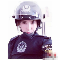 �½������ж����Ů��һ����ͨŮ�������Ȱ���