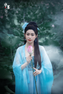 �й�����������Ů��ˮʦ���׾���ʦ��һ����һ���в�