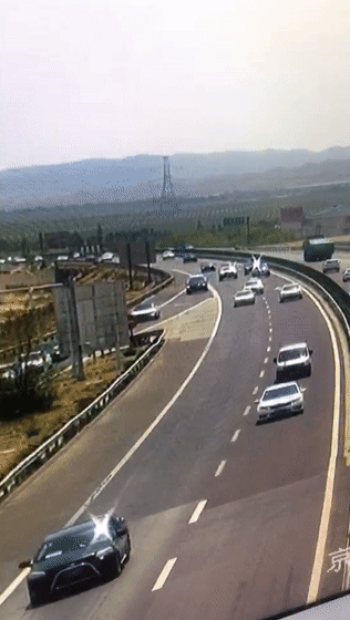 ��λ������Ů�����������ġ�������,��Ȼ�����ˡ�